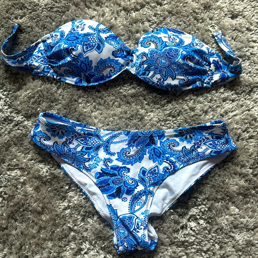 Anabel Arto printed strapless bikini padded, 34B, worn once